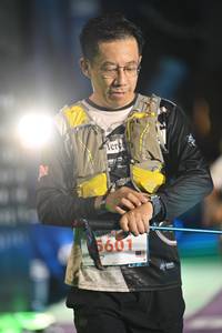 BIB: 5601
                            <button type="button" onclick="openModal(26223329)" class="btn btn-primary btn-sm float-right btn-popup" data-toggle="modal" data-target=".modal-high-quality">
                        <i class="fas fa-shopping-cart"></i> Add to Cart
                    </button>
                                            <button type="button" onclick="isThisMe(26223329, true)" class="btn btn-success btn-sm float-right btn-popup btn-isme hidden" data-toggle="tooltip" data-placement="bottom" title="นี่คือรูปของคุณใช่ไหม คลิกที่นี่เพื่อเอาเข้าอัลบั้ม">
                        <i class="fas fa-plus"></i> Add to album
                    </button>
                    <button type="button" onclick="isThisMe(26223329, false)" class="btn btn-warning btn-sm float-right btn-popup btn-isnotme hidden">
                        <i class="fas fa-ban"></i> Remove from album
                    </button>