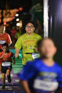 BIB: 4517, 4186
                            <button type="button" onclick="openModal(26225053)" class="btn btn-primary btn-sm float-right btn-popup" data-toggle="modal" data-target=".modal-high-quality">
                        <i class="fas fa-shopping-cart"></i> Add to Cart
                    </button>
                                            <button type="button" onclick="isThisMe(26225053, true)" class="btn btn-success btn-sm float-right btn-popup btn-isme hidden" data-toggle="tooltip" data-placement="bottom" title="นี่คือรูปของคุณใช่ไหม คลิกที่นี่เพื่อเอาเข้าอัลบั้ม">
                        <i class="fas fa-plus"></i> Add to album
                    </button>
                    <button type="button" onclick="isThisMe(26225053, false)" class="btn btn-warning btn-sm float-right btn-popup btn-isnotme hidden">
                        <i class="fas fa-ban"></i> Remove from album
                    </button>