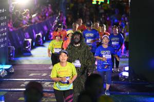 BIB: 3749, 5966, 3664
                            <button type="button" onclick="openModal(26228604)" class="btn btn-primary btn-sm float-right btn-popup" data-toggle="modal" data-target=".modal-high-quality">
                        <i class="fas fa-shopping-cart"></i> Add to Cart
                    </button>
                                            <button type="button" onclick="isThisMe(26228604, true)" class="btn btn-success btn-sm float-right btn-popup btn-isme hidden" data-toggle="tooltip" data-placement="bottom" title="นี่คือรูปของคุณใช่ไหม คลิกที่นี่เพื่อเอาเข้าอัลบั้ม">
                        <i class="fas fa-plus"></i> Add to album
                    </button>
                    <button type="button" onclick="isThisMe(26228604, false)" class="btn btn-warning btn-sm float-right btn-popup btn-isnotme hidden">
                        <i class="fas fa-ban"></i> Remove from album
                    </button>