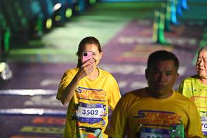 BIB: 3502
                            <button type="button" onclick="openModal(26229070)" class="btn btn-primary btn-sm float-right btn-popup" data-toggle="modal" data-target=".modal-high-quality">
                        <i class="fas fa-shopping-cart"></i> Add to Cart
                    </button>
                                            <button type="button" onclick="isThisMe(26229070, true)" class="btn btn-success btn-sm float-right btn-popup btn-isme hidden" data-toggle="tooltip" data-placement="bottom" title="นี่คือรูปของคุณใช่ไหม คลิกที่นี่เพื่อเอาเข้าอัลบั้ม">
                        <i class="fas fa-plus"></i> Add to album
                    </button>
                    <button type="button" onclick="isThisMe(26229070, false)" class="btn btn-warning btn-sm float-right btn-popup btn-isnotme hidden">
                        <i class="fas fa-ban"></i> Remove from album
                    </button>