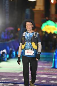 BIB: 5164
                            <button type="button" onclick="openModal(26223542)" class="btn btn-primary btn-sm float-right btn-popup" data-toggle="modal" data-target=".modal-high-quality">
                        <i class="fas fa-shopping-cart"></i> Add to Cart
                    </button>
                                            <button type="button" onclick="isThisMe(26223542, true)" class="btn btn-success btn-sm float-right btn-popup btn-isme hidden" data-toggle="tooltip" data-placement="bottom" title="นี่คือรูปของคุณใช่ไหม คลิกที่นี่เพื่อเอาเข้าอัลบั้ม">
                        <i class="fas fa-plus"></i> Add to album
                    </button>
                    <button type="button" onclick="isThisMe(26223542, false)" class="btn btn-warning btn-sm float-right btn-popup btn-isnotme hidden">
                        <i class="fas fa-ban"></i> Remove from album
                    </button>