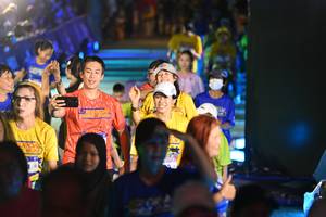 BIB: 
                            <button type="button" onclick="openModal(26227572)" class="btn btn-primary btn-sm float-right btn-popup" data-toggle="modal" data-target=".modal-high-quality">
                        <i class="fas fa-shopping-cart"></i> Add to Cart
                    </button>
                                            <button type="button" onclick="isThisMe(26227572, true)" class="btn btn-success btn-sm float-right btn-popup btn-isme hidden" data-toggle="tooltip" data-placement="bottom" title="นี่คือรูปของคุณใช่ไหม คลิกที่นี่เพื่อเอาเข้าอัลบั้ม">
                        <i class="fas fa-plus"></i> Add to album
                    </button>
                    <button type="button" onclick="isThisMe(26227572, false)" class="btn btn-warning btn-sm float-right btn-popup btn-isnotme hidden">
                        <i class="fas fa-ban"></i> Remove from album
                    </button>