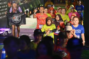 BIB: 321, 422
                            <button type="button" onclick="openModal(26227680)" class="btn btn-primary btn-sm float-right btn-popup" data-toggle="modal" data-target=".modal-high-quality">
                        <i class="fas fa-shopping-cart"></i> Add to Cart
                    </button>
                                            <button type="button" onclick="isThisMe(26227680, true)" class="btn btn-success btn-sm float-right btn-popup btn-isme hidden" data-toggle="tooltip" data-placement="bottom" title="นี่คือรูปของคุณใช่ไหม คลิกที่นี่เพื่อเอาเข้าอัลบั้ม">
                        <i class="fas fa-plus"></i> Add to album
                    </button>
                    <button type="button" onclick="isThisMe(26227680, false)" class="btn btn-warning btn-sm float-right btn-popup btn-isnotme hidden">
                        <i class="fas fa-ban"></i> Remove from album
                    </button>