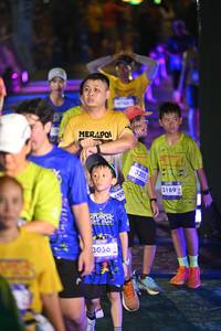 BIB: 709, 3056, 3202, 3189
                            <button type="button" onclick="openModal(26225530)" class="btn btn-primary btn-sm float-right btn-popup" data-toggle="modal" data-target=".modal-high-quality">
                        <i class="fas fa-shopping-cart"></i> Add to Cart
                    </button>
                                            <button type="button" onclick="isThisMe(26225530, true)" class="btn btn-success btn-sm float-right btn-popup btn-isme hidden" data-toggle="tooltip" data-placement="bottom" title="นี่คือรูปของคุณใช่ไหม คลิกที่นี่เพื่อเอาเข้าอัลบั้ม">
                        <i class="fas fa-plus"></i> Add to album
                    </button>
                    <button type="button" onclick="isThisMe(26225530, false)" class="btn btn-warning btn-sm float-right btn-popup btn-isnotme hidden">
                        <i class="fas fa-ban"></i> Remove from album
                    </button>