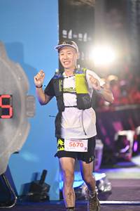 BIB: 5670
                            <button type="button" onclick="openModal(26225013)" class="btn btn-primary btn-sm float-right btn-popup" data-toggle="modal" data-target=".modal-high-quality">
                        <i class="fas fa-shopping-cart"></i> Add to Cart
                    </button>
                                            <button type="button" onclick="isThisMe(26225013, true)" class="btn btn-success btn-sm float-right btn-popup btn-isme hidden" data-toggle="tooltip" data-placement="bottom" title="นี่คือรูปของคุณใช่ไหม คลิกที่นี่เพื่อเอาเข้าอัลบั้ม">
                        <i class="fas fa-plus"></i> Add to album
                    </button>
                    <button type="button" onclick="isThisMe(26225013, false)" class="btn btn-warning btn-sm float-right btn-popup btn-isnotme hidden">
                        <i class="fas fa-ban"></i> Remove from album
                    </button>