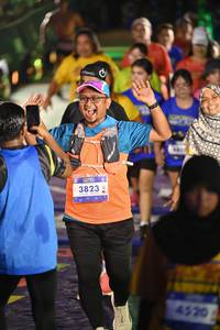 BIB: 3823, 4320
                            <button type="button" onclick="openModal(26226216)" class="btn btn-primary btn-sm float-right btn-popup" data-toggle="modal" data-target=".modal-high-quality">
                        <i class="fas fa-shopping-cart"></i> Add to Cart
                    </button>
                                            <button type="button" onclick="isThisMe(26226216, true)" class="btn btn-success btn-sm float-right btn-popup btn-isme hidden" data-toggle="tooltip" data-placement="bottom" title="นี่คือรูปของคุณใช่ไหม คลิกที่นี่เพื่อเอาเข้าอัลบั้ม">
                        <i class="fas fa-plus"></i> Add to album
                    </button>
                    <button type="button" onclick="isThisMe(26226216, false)" class="btn btn-warning btn-sm float-right btn-popup btn-isnotme hidden">
                        <i class="fas fa-ban"></i> Remove from album
                    </button>