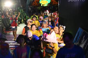 BIB: 4730
                            <button type="button" onclick="openModal(26227304)" class="btn btn-primary btn-sm float-right btn-popup" data-toggle="modal" data-target=".modal-high-quality">
                        <i class="fas fa-shopping-cart"></i> Add to Cart
                    </button>
                                            <button type="button" onclick="isThisMe(26227304, true)" class="btn btn-success btn-sm float-right btn-popup btn-isme hidden" data-toggle="tooltip" data-placement="bottom" title="นี่คือรูปของคุณใช่ไหม คลิกที่นี่เพื่อเอาเข้าอัลบั้ม">
                        <i class="fas fa-plus"></i> Add to album
                    </button>
                    <button type="button" onclick="isThisMe(26227304, false)" class="btn btn-warning btn-sm float-right btn-popup btn-isnotme hidden">
                        <i class="fas fa-ban"></i> Remove from album
                    </button>