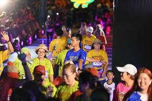 BIB: 4140
                            <button type="button" onclick="openModal(26227821)" class="btn btn-primary btn-sm float-right btn-popup" data-toggle="modal" data-target=".modal-high-quality">
                        <i class="fas fa-shopping-cart"></i> Add to Cart
                    </button>
                                            <button type="button" onclick="isThisMe(26227821, true)" class="btn btn-success btn-sm float-right btn-popup btn-isme hidden" data-toggle="tooltip" data-placement="bottom" title="นี่คือรูปของคุณใช่ไหม คลิกที่นี่เพื่อเอาเข้าอัลบั้ม">
                        <i class="fas fa-plus"></i> Add to album
                    </button>
                    <button type="button" onclick="isThisMe(26227821, false)" class="btn btn-warning btn-sm float-right btn-popup btn-isnotme hidden">
                        <i class="fas fa-ban"></i> Remove from album
                    </button>