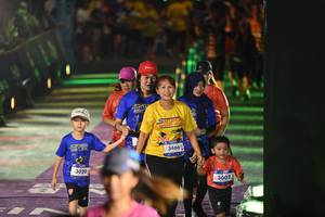 BIB: 3020, 3466, 3002
                            <button type="button" onclick="openModal(26229734)" class="btn btn-primary btn-sm float-right btn-popup" data-toggle="modal" data-target=".modal-high-quality">
                        <i class="fas fa-shopping-cart"></i> Add to Cart
                    </button>
                                            <button type="button" onclick="isThisMe(26229734, true)" class="btn btn-success btn-sm float-right btn-popup btn-isme hidden" data-toggle="tooltip" data-placement="bottom" title="นี่คือรูปของคุณใช่ไหม คลิกที่นี่เพื่อเอาเข้าอัลบั้ม">
                        <i class="fas fa-plus"></i> Add to album
                    </button>
                    <button type="button" onclick="isThisMe(26229734, false)" class="btn btn-warning btn-sm float-right btn-popup btn-isnotme hidden">
                        <i class="fas fa-ban"></i> Remove from album
                    </button>