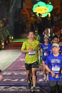 BIB: 4575
                            <button type="button" onclick="openModal(26225891)" class="btn btn-primary btn-sm float-right btn-popup" data-toggle="modal" data-target=".modal-high-quality">
                        <i class="fas fa-shopping-cart"></i> Add to Cart
                    </button>
                                            <button type="button" onclick="isThisMe(26225891, true)" class="btn btn-success btn-sm float-right btn-popup btn-isme hidden" data-toggle="tooltip" data-placement="bottom" title="นี่คือรูปของคุณใช่ไหม คลิกที่นี่เพื่อเอาเข้าอัลบั้ม">
                        <i class="fas fa-plus"></i> Add to album
                    </button>
                    <button type="button" onclick="isThisMe(26225891, false)" class="btn btn-warning btn-sm float-right btn-popup btn-isnotme hidden">
                        <i class="fas fa-ban"></i> Remove from album
                    </button>