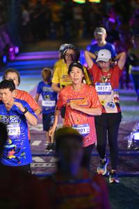 BIB: 729, 901, 3817
                            <button type="button" onclick="openModal(26226508)" class="btn btn-primary btn-sm float-right btn-popup" data-toggle="modal" data-target=".modal-high-quality">
                        <i class="fas fa-shopping-cart"></i> Add to Cart
                    </button>
                                            <button type="button" onclick="isThisMe(26226508, true)" class="btn btn-success btn-sm float-right btn-popup btn-isme hidden" data-toggle="tooltip" data-placement="bottom" title="นี่คือรูปของคุณใช่ไหม คลิกที่นี่เพื่อเอาเข้าอัลบั้ม">
                        <i class="fas fa-plus"></i> Add to album
                    </button>
                    <button type="button" onclick="isThisMe(26226508, false)" class="btn btn-warning btn-sm float-right btn-popup btn-isnotme hidden">
                        <i class="fas fa-ban"></i> Remove from album
                    </button>