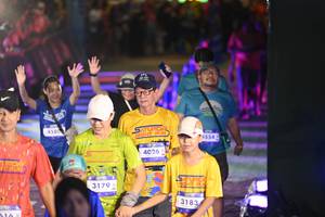 BIB: 4580, 3179, 554, 4026, 3183
                            <button type="button" onclick="openModal(26229210)" class="btn btn-primary btn-sm float-right btn-popup" data-toggle="modal" data-target=".modal-high-quality">
                        <i class="fas fa-shopping-cart"></i> Add to Cart
                    </button>
                                            <button type="button" onclick="isThisMe(26229210, true)" class="btn btn-success btn-sm float-right btn-popup btn-isme hidden" data-toggle="tooltip" data-placement="bottom" title="นี่คือรูปของคุณใช่ไหม คลิกที่นี่เพื่อเอาเข้าอัลบั้ม">
                        <i class="fas fa-plus"></i> Add to album
                    </button>
                    <button type="button" onclick="isThisMe(26229210, false)" class="btn btn-warning btn-sm float-right btn-popup btn-isnotme hidden">
                        <i class="fas fa-ban"></i> Remove from album
                    </button>