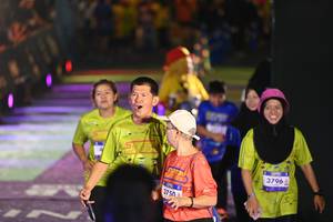 BIB: 3750, 3796
                            <button type="button" onclick="openModal(26230228)" class="btn btn-primary btn-sm float-right btn-popup" data-toggle="modal" data-target=".modal-high-quality">
                        <i class="fas fa-shopping-cart"></i> Add to Cart
                    </button>
                                            <button type="button" onclick="isThisMe(26230228, true)" class="btn btn-success btn-sm float-right btn-popup btn-isme hidden" data-toggle="tooltip" data-placement="bottom" title="นี่คือรูปของคุณใช่ไหม คลิกที่นี่เพื่อเอาเข้าอัลบั้ม">
                        <i class="fas fa-plus"></i> Add to album
                    </button>
                    <button type="button" onclick="isThisMe(26230228, false)" class="btn btn-warning btn-sm float-right btn-popup btn-isnotme hidden">
                        <i class="fas fa-ban"></i> Remove from album
                    </button>