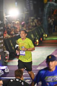 BIB: 4197
                            <button type="button" onclick="openModal(26225854)" class="btn btn-primary btn-sm float-right btn-popup" data-toggle="modal" data-target=".modal-high-quality">
                        <i class="fas fa-shopping-cart"></i> Add to Cart
                    </button>
                                            <button type="button" onclick="isThisMe(26225854, true)" class="btn btn-success btn-sm float-right btn-popup btn-isme hidden" data-toggle="tooltip" data-placement="bottom" title="นี่คือรูปของคุณใช่ไหม คลิกที่นี่เพื่อเอาเข้าอัลบั้ม">
                        <i class="fas fa-plus"></i> Add to album
                    </button>
                    <button type="button" onclick="isThisMe(26225854, false)" class="btn btn-warning btn-sm float-right btn-popup btn-isnotme hidden">
                        <i class="fas fa-ban"></i> Remove from album
                    </button>