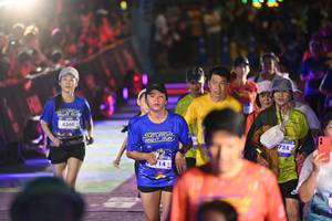 BIB: 4360, 8788
                            <button type="button" onclick="openModal(26226636)" class="btn btn-primary btn-sm float-right btn-popup" data-toggle="modal" data-target=".modal-high-quality">
                        <i class="fas fa-shopping-cart"></i> Add to Cart
                    </button>
                                            <button type="button" onclick="isThisMe(26226636, true)" class="btn btn-success btn-sm float-right btn-popup btn-isme hidden" data-toggle="tooltip" data-placement="bottom" title="นี่คือรูปของคุณใช่ไหม คลิกที่นี่เพื่อเอาเข้าอัลบั้ม">
                        <i class="fas fa-plus"></i> Add to album
                    </button>
                    <button type="button" onclick="isThisMe(26226636, false)" class="btn btn-warning btn-sm float-right btn-popup btn-isnotme hidden">
                        <i class="fas fa-ban"></i> Remove from album
                    </button>