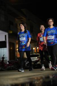 BIB: 3883, 454, 3425
                            <button type="button" onclick="openModal(26245384)" class="btn btn-primary btn-sm float-right btn-popup" data-toggle="modal" data-target=".modal-high-quality">
                        <i class="fas fa-shopping-cart"></i> Add to Cart
                    </button>
                                            <button type="button" onclick="isThisMe(26245384, true)" class="btn btn-success btn-sm float-right btn-popup btn-isme hidden" data-toggle="tooltip" data-placement="bottom" title="นี่คือรูปของคุณใช่ไหม คลิกที่นี่เพื่อเอาเข้าอัลบั้ม">
                        <i class="fas fa-plus"></i> Add to album
                    </button>
                    <button type="button" onclick="isThisMe(26245384, false)" class="btn btn-warning btn-sm float-right btn-popup btn-isnotme hidden">
                        <i class="fas fa-ban"></i> Remove from album
                    </button>