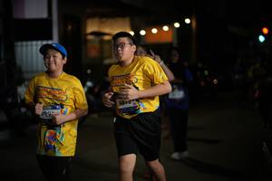 BIB: 399, 4615
                            <button type="button" onclick="openModal(26236624)" class="btn btn-primary btn-sm float-right btn-popup" data-toggle="modal" data-target=".modal-high-quality">
                        <i class="fas fa-shopping-cart"></i> Add to Cart
                    </button>
                                            <button type="button" onclick="isThisMe(26236624, true)" class="btn btn-success btn-sm float-right btn-popup btn-isme hidden" data-toggle="tooltip" data-placement="bottom" title="นี่คือรูปของคุณใช่ไหม คลิกที่นี่เพื่อเอาเข้าอัลบั้ม">
                        <i class="fas fa-plus"></i> Add to album
                    </button>
                    <button type="button" onclick="isThisMe(26236624, false)" class="btn btn-warning btn-sm float-right btn-popup btn-isnotme hidden">
                        <i class="fas fa-ban"></i> Remove from album
                    </button>