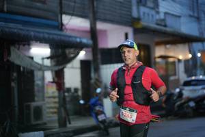 BIB: 265
                            <button type="button" onclick="openModal(26249781)" class="btn btn-primary btn-sm float-right btn-popup" data-toggle="modal" data-target=".modal-high-quality">
                        <i class="fas fa-shopping-cart"></i> Add to Cart
                    </button>
                                            <button type="button" onclick="isThisMe(26249781, true)" class="btn btn-success btn-sm float-right btn-popup btn-isme hidden" data-toggle="tooltip" data-placement="bottom" title="นี่คือรูปของคุณใช่ไหม คลิกที่นี่เพื่อเอาเข้าอัลบั้ม">
                        <i class="fas fa-plus"></i> Add to album
                    </button>
                    <button type="button" onclick="isThisMe(26249781, false)" class="btn btn-warning btn-sm float-right btn-popup btn-isnotme hidden">
                        <i class="fas fa-ban"></i> Remove from album
                    </button>