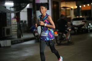 BIB: 3905
                            <button type="button" onclick="openModal(26252616)" class="btn btn-primary btn-sm float-right btn-popup" data-toggle="modal" data-target=".modal-high-quality">
                        <i class="fas fa-shopping-cart"></i> Add to Cart
                    </button>
                                            <button type="button" onclick="isThisMe(26252616, true)" class="btn btn-success btn-sm float-right btn-popup btn-isme hidden" data-toggle="tooltip" data-placement="bottom" title="นี่คือรูปของคุณใช่ไหม คลิกที่นี่เพื่อเอาเข้าอัลบั้ม">
                        <i class="fas fa-plus"></i> Add to album
                    </button>
                    <button type="button" onclick="isThisMe(26252616, false)" class="btn btn-warning btn-sm float-right btn-popup btn-isnotme hidden">
                        <i class="fas fa-ban"></i> Remove from album
                    </button>