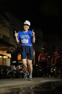 BIB: 3867
                            <button type="button" onclick="openModal(26244303)" class="btn btn-primary btn-sm float-right btn-popup" data-toggle="modal" data-target=".modal-high-quality">
                        <i class="fas fa-shopping-cart"></i> Add to Cart
                    </button>
                                            <button type="button" onclick="isThisMe(26244303, true)" class="btn btn-success btn-sm float-right btn-popup btn-isme hidden" data-toggle="tooltip" data-placement="bottom" title="นี่คือรูปของคุณใช่ไหม คลิกที่นี่เพื่อเอาเข้าอัลบั้ม">
                        <i class="fas fa-plus"></i> Add to album
                    </button>
                    <button type="button" onclick="isThisMe(26244303, false)" class="btn btn-warning btn-sm float-right btn-popup btn-isnotme hidden">
                        <i class="fas fa-ban"></i> Remove from album
                    </button>