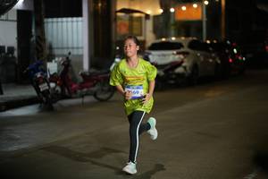 BIB: 695
                            <button type="button" onclick="openModal(26228955)" class="btn btn-primary btn-sm float-right btn-popup" data-toggle="modal" data-target=".modal-high-quality">
                        <i class="fas fa-shopping-cart"></i> Add to Cart
                    </button>
                                            <button type="button" onclick="isThisMe(26228955, true)" class="btn btn-success btn-sm float-right btn-popup btn-isme hidden" data-toggle="tooltip" data-placement="bottom" title="นี่คือรูปของคุณใช่ไหม คลิกที่นี่เพื่อเอาเข้าอัลบั้ม">
                        <i class="fas fa-plus"></i> Add to album
                    </button>
                    <button type="button" onclick="isThisMe(26228955, false)" class="btn btn-warning btn-sm float-right btn-popup btn-isnotme hidden">
                        <i class="fas fa-ban"></i> Remove from album
                    </button>