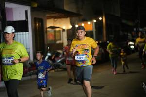 BIB: 4235, 3056, 4339
                            <button type="button" onclick="openModal(26234074)" class="btn btn-primary btn-sm float-right btn-popup" data-toggle="modal" data-target=".modal-high-quality">
                        <i class="fas fa-shopping-cart"></i> Add to Cart
                    </button>
                                            <button type="button" onclick="isThisMe(26234074, true)" class="btn btn-success btn-sm float-right btn-popup btn-isme hidden" data-toggle="tooltip" data-placement="bottom" title="นี่คือรูปของคุณใช่ไหม คลิกที่นี่เพื่อเอาเข้าอัลบั้ม">
                        <i class="fas fa-plus"></i> Add to album
                    </button>
                    <button type="button" onclick="isThisMe(26234074, false)" class="btn btn-warning btn-sm float-right btn-popup btn-isnotme hidden">
                        <i class="fas fa-ban"></i> Remove from album
                    </button>