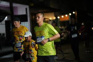 BIB: 3987, 110, 4717
                            <button type="button" onclick="openModal(26235984)" class="btn btn-primary btn-sm float-right btn-popup" data-toggle="modal" data-target=".modal-high-quality">
                        <i class="fas fa-shopping-cart"></i> Add to Cart
                    </button>
                                            <button type="button" onclick="isThisMe(26235984, true)" class="btn btn-success btn-sm float-right btn-popup btn-isme hidden" data-toggle="tooltip" data-placement="bottom" title="นี่คือรูปของคุณใช่ไหม คลิกที่นี่เพื่อเอาเข้าอัลบั้ม">
                        <i class="fas fa-plus"></i> Add to album
                    </button>
                    <button type="button" onclick="isThisMe(26235984, false)" class="btn btn-warning btn-sm float-right btn-popup btn-isnotme hidden">
                        <i class="fas fa-ban"></i> Remove from album
                    </button>