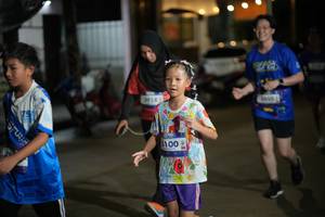 BIB: 3958, 36402, 100
                            <button type="button" onclick="openModal(26236041)" class="btn btn-primary btn-sm float-right btn-popup" data-toggle="modal" data-target=".modal-high-quality">
                        <i class="fas fa-shopping-cart"></i> Add to Cart
                    </button>
                                            <button type="button" onclick="isThisMe(26236041, true)" class="btn btn-success btn-sm float-right btn-popup btn-isme hidden" data-toggle="tooltip" data-placement="bottom" title="นี่คือรูปของคุณใช่ไหม คลิกที่นี่เพื่อเอาเข้าอัลบั้ม">
                        <i class="fas fa-plus"></i> Add to album
                    </button>
                    <button type="button" onclick="isThisMe(26236041, false)" class="btn btn-warning btn-sm float-right btn-popup btn-isnotme hidden">
                        <i class="fas fa-ban"></i> Remove from album
                    </button>