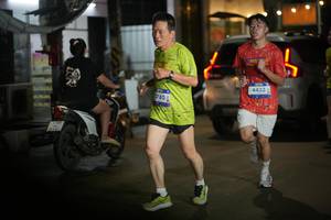 BIB: 4433, 780
                            <button type="button" onclick="openModal(26253680)" class="btn btn-primary btn-sm float-right btn-popup" data-toggle="modal" data-target=".modal-high-quality">
                        <i class="fas fa-shopping-cart"></i> Add to Cart
                    </button>
                                            <button type="button" onclick="isThisMe(26253680, true)" class="btn btn-success btn-sm float-right btn-popup btn-isme hidden" data-toggle="tooltip" data-placement="bottom" title="นี่คือรูปของคุณใช่ไหม คลิกที่นี่เพื่อเอาเข้าอัลบั้ม">
                        <i class="fas fa-plus"></i> Add to album
                    </button>
                    <button type="button" onclick="isThisMe(26253680, false)" class="btn btn-warning btn-sm float-right btn-popup btn-isnotme hidden">
                        <i class="fas fa-ban"></i> Remove from album
                    </button>