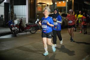 BIB: 3374
                            <button type="button" onclick="openModal(26235871)" class="btn btn-primary btn-sm float-right btn-popup" data-toggle="modal" data-target=".modal-high-quality">
                        <i class="fas fa-shopping-cart"></i> Add to Cart
                    </button>
                                            <button type="button" onclick="isThisMe(26235871, true)" class="btn btn-success btn-sm float-right btn-popup btn-isme hidden" data-toggle="tooltip" data-placement="bottom" title="นี่คือรูปของคุณใช่ไหม คลิกที่นี่เพื่อเอาเข้าอัลบั้ม">
                        <i class="fas fa-plus"></i> Add to album
                    </button>
                    <button type="button" onclick="isThisMe(26235871, false)" class="btn btn-warning btn-sm float-right btn-popup btn-isnotme hidden">
                        <i class="fas fa-ban"></i> Remove from album
                    </button>