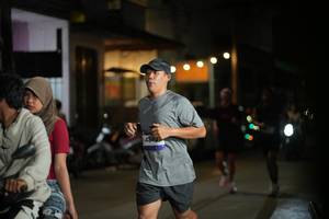 BIB: 4840
                            <button type="button" onclick="openModal(26228445)" class="btn btn-primary btn-sm float-right btn-popup" data-toggle="modal" data-target=".modal-high-quality">
                        <i class="fas fa-shopping-cart"></i> Add to Cart
                    </button>
                                            <button type="button" onclick="isThisMe(26228445, true)" class="btn btn-success btn-sm float-right btn-popup btn-isme hidden" data-toggle="tooltip" data-placement="bottom" title="นี่คือรูปของคุณใช่ไหม คลิกที่นี่เพื่อเอาเข้าอัลบั้ม">
                        <i class="fas fa-plus"></i> Add to album
                    </button>
                    <button type="button" onclick="isThisMe(26228445, false)" class="btn btn-warning btn-sm float-right btn-popup btn-isnotme hidden">
                        <i class="fas fa-ban"></i> Remove from album
                    </button>