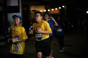 BIB: 4613
                            <button type="button" onclick="openModal(26236633)" class="btn btn-primary btn-sm float-right btn-popup" data-toggle="modal" data-target=".modal-high-quality">
                        <i class="fas fa-shopping-cart"></i> Add to Cart
                    </button>
                                            <button type="button" onclick="isThisMe(26236633, true)" class="btn btn-success btn-sm float-right btn-popup btn-isme hidden" data-toggle="tooltip" data-placement="bottom" title="นี่คือรูปของคุณใช่ไหม คลิกที่นี่เพื่อเอาเข้าอัลบั้ม">
                        <i class="fas fa-plus"></i> Add to album
                    </button>
                    <button type="button" onclick="isThisMe(26236633, false)" class="btn btn-warning btn-sm float-right btn-popup btn-isnotme hidden">
                        <i class="fas fa-ban"></i> Remove from album
                    </button>