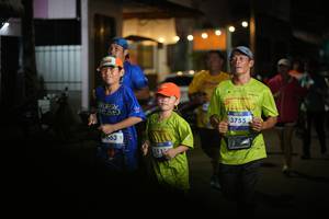 BIB: 4663, 311, 3755
                            <button type="button" onclick="openModal(26233391)" class="btn btn-primary btn-sm float-right btn-popup" data-toggle="modal" data-target=".modal-high-quality">
                        <i class="fas fa-shopping-cart"></i> Add to Cart
                    </button>
                                            <button type="button" onclick="isThisMe(26233391, true)" class="btn btn-success btn-sm float-right btn-popup btn-isme hidden" data-toggle="tooltip" data-placement="bottom" title="นี่คือรูปของคุณใช่ไหม คลิกที่นี่เพื่อเอาเข้าอัลบั้ม">
                        <i class="fas fa-plus"></i> Add to album
                    </button>
                    <button type="button" onclick="isThisMe(26233391, false)" class="btn btn-warning btn-sm float-right btn-popup btn-isnotme hidden">
                        <i class="fas fa-ban"></i> Remove from album
                    </button>