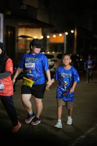 BIB: 4207
                            <button type="button" onclick="openModal(26239848)" class="btn btn-primary btn-sm float-right btn-popup" data-toggle="modal" data-target=".modal-high-quality">
                        <i class="fas fa-shopping-cart"></i> Add to Cart
                    </button>
                                            <button type="button" onclick="isThisMe(26239848, true)" class="btn btn-success btn-sm float-right btn-popup btn-isme hidden" data-toggle="tooltip" data-placement="bottom" title="นี่คือรูปของคุณใช่ไหม คลิกที่นี่เพื่อเอาเข้าอัลบั้ม">
                        <i class="fas fa-plus"></i> Add to album
                    </button>
                    <button type="button" onclick="isThisMe(26239848, false)" class="btn btn-warning btn-sm float-right btn-popup btn-isnotme hidden">
                        <i class="fas fa-ban"></i> Remove from album
                    </button>