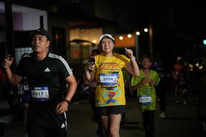 BIB: 4017, 3904, 3538
                            <button type="button" onclick="openModal(26235683)" class="btn btn-primary btn-sm float-right btn-popup" data-toggle="modal" data-target=".modal-high-quality">
                        <i class="fas fa-shopping-cart"></i> Add to Cart
                    </button>
                                            <button type="button" onclick="isThisMe(26235683, true)" class="btn btn-success btn-sm float-right btn-popup btn-isme hidden" data-toggle="tooltip" data-placement="bottom" title="นี่คือรูปของคุณใช่ไหม คลิกที่นี่เพื่อเอาเข้าอัลบั้ม">
                        <i class="fas fa-plus"></i> Add to album
                    </button>
                    <button type="button" onclick="isThisMe(26235683, false)" class="btn btn-warning btn-sm float-right btn-popup btn-isnotme hidden">
                        <i class="fas fa-ban"></i> Remove from album
                    </button>