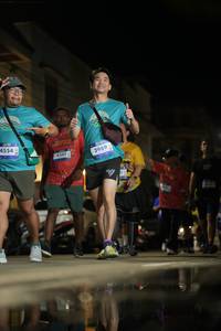 BIB: 4554, 434, 3989
                            <button type="button" onclick="openModal(26246302)" class="btn btn-primary btn-sm float-right btn-popup" data-toggle="modal" data-target=".modal-high-quality">
                        <i class="fas fa-shopping-cart"></i> Add to Cart
                    </button>
                                            <button type="button" onclick="isThisMe(26246302, true)" class="btn btn-success btn-sm float-right btn-popup btn-isme hidden" data-toggle="tooltip" data-placement="bottom" title="นี่คือรูปของคุณใช่ไหม คลิกที่นี่เพื่อเอาเข้าอัลบั้ม">
                        <i class="fas fa-plus"></i> Add to album
                    </button>
                    <button type="button" onclick="isThisMe(26246302, false)" class="btn btn-warning btn-sm float-right btn-popup btn-isnotme hidden">
                        <i class="fas fa-ban"></i> Remove from album
                    </button>