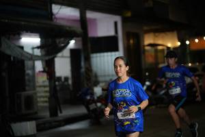 BIB: 3493, 3839
                            <button type="button" onclick="openModal(26229731)" class="btn btn-primary btn-sm float-right btn-popup" data-toggle="modal" data-target=".modal-high-quality">
                        <i class="fas fa-shopping-cart"></i> Add to Cart
                    </button>
                                            <button type="button" onclick="isThisMe(26229731, true)" class="btn btn-success btn-sm float-right btn-popup btn-isme hidden" data-toggle="tooltip" data-placement="bottom" title="นี่คือรูปของคุณใช่ไหม คลิกที่นี่เพื่อเอาเข้าอัลบั้ม">
                        <i class="fas fa-plus"></i> Add to album
                    </button>
                    <button type="button" onclick="isThisMe(26229731, false)" class="btn btn-warning btn-sm float-right btn-popup btn-isnotme hidden">
                        <i class="fas fa-ban"></i> Remove from album
                    </button>