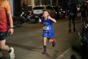 BIB: 4352
                            <button type="button" onclick="openModal(26229068)" class="btn btn-primary btn-sm float-right btn-popup" data-toggle="modal" data-target=".modal-high-quality">
                        <i class="fas fa-shopping-cart"></i> Add to Cart
                    </button>
                                            <button type="button" onclick="isThisMe(26229068, true)" class="btn btn-success btn-sm float-right btn-popup btn-isme hidden" data-toggle="tooltip" data-placement="bottom" title="นี่คือรูปของคุณใช่ไหม คลิกที่นี่เพื่อเอาเข้าอัลบั้ม">
                        <i class="fas fa-plus"></i> Add to album
                    </button>
                    <button type="button" onclick="isThisMe(26229068, false)" class="btn btn-warning btn-sm float-right btn-popup btn-isnotme hidden">
                        <i class="fas fa-ban"></i> Remove from album
                    </button>