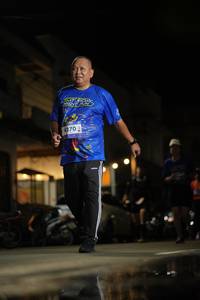 BIB: 4270
                            <button type="button" onclick="openModal(26244262)" class="btn btn-primary btn-sm float-right btn-popup" data-toggle="modal" data-target=".modal-high-quality">
                        <i class="fas fa-shopping-cart"></i> Add to Cart
                    </button>
                                            <button type="button" onclick="isThisMe(26244262, true)" class="btn btn-success btn-sm float-right btn-popup btn-isme hidden" data-toggle="tooltip" data-placement="bottom" title="นี่คือรูปของคุณใช่ไหม คลิกที่นี่เพื่อเอาเข้าอัลบั้ม">
                        <i class="fas fa-plus"></i> Add to album
                    </button>
                    <button type="button" onclick="isThisMe(26244262, false)" class="btn btn-warning btn-sm float-right btn-popup btn-isnotme hidden">
                        <i class="fas fa-ban"></i> Remove from album
                    </button>