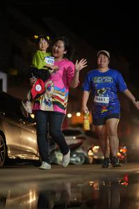 BIB: 4782, 4681
                            <button type="button" onclick="openModal(26249288)" class="btn btn-primary btn-sm float-right btn-popup" data-toggle="modal" data-target=".modal-high-quality">
                        <i class="fas fa-shopping-cart"></i> Add to Cart
                    </button>
                                            <button type="button" onclick="isThisMe(26249288, true)" class="btn btn-success btn-sm float-right btn-popup btn-isme hidden" data-toggle="tooltip" data-placement="bottom" title="นี่คือรูปของคุณใช่ไหม คลิกที่นี่เพื่อเอาเข้าอัลบั้ม">
                        <i class="fas fa-plus"></i> Add to album
                    </button>
                    <button type="button" onclick="isThisMe(26249288, false)" class="btn btn-warning btn-sm float-right btn-popup btn-isnotme hidden">
                        <i class="fas fa-ban"></i> Remove from album
                    </button>