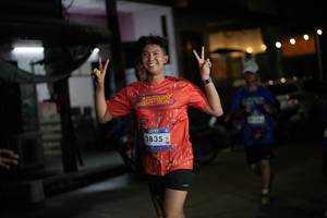 BIB: 3835
                            <button type="button" onclick="openModal(26236023)" class="btn btn-primary btn-sm float-right btn-popup" data-toggle="modal" data-target=".modal-high-quality">
                        <i class="fas fa-shopping-cart"></i> Add to Cart
                    </button>
                                            <button type="button" onclick="isThisMe(26236023, true)" class="btn btn-success btn-sm float-right btn-popup btn-isme hidden" data-toggle="tooltip" data-placement="bottom" title="นี่คือรูปของคุณใช่ไหม คลิกที่นี่เพื่อเอาเข้าอัลบั้ม">
                        <i class="fas fa-plus"></i> Add to album
                    </button>
                    <button type="button" onclick="isThisMe(26236023, false)" class="btn btn-warning btn-sm float-right btn-popup btn-isnotme hidden">
                        <i class="fas fa-ban"></i> Remove from album
                    </button>