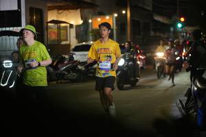 BIB: 4088
                            <button type="button" onclick="openModal(26233131)" class="btn btn-primary btn-sm float-right btn-popup" data-toggle="modal" data-target=".modal-high-quality">
                        <i class="fas fa-shopping-cart"></i> Add to Cart
                    </button>
                                            <button type="button" onclick="isThisMe(26233131, true)" class="btn btn-success btn-sm float-right btn-popup btn-isme hidden" data-toggle="tooltip" data-placement="bottom" title="นี่คือรูปของคุณใช่ไหม คลิกที่นี่เพื่อเอาเข้าอัลบั้ม">
                        <i class="fas fa-plus"></i> Add to album
                    </button>
                    <button type="button" onclick="isThisMe(26233131, false)" class="btn btn-warning btn-sm float-right btn-popup btn-isnotme hidden">
                        <i class="fas fa-ban"></i> Remove from album
                    </button>