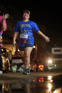 BIB: 4681
                            <button type="button" onclick="openModal(26249285)" class="btn btn-primary btn-sm float-right btn-popup" data-toggle="modal" data-target=".modal-high-quality">
                        <i class="fas fa-shopping-cart"></i> Add to Cart
                    </button>
                                            <button type="button" onclick="isThisMe(26249285, true)" class="btn btn-success btn-sm float-right btn-popup btn-isme hidden" data-toggle="tooltip" data-placement="bottom" title="นี่คือรูปของคุณใช่ไหม คลิกที่นี่เพื่อเอาเข้าอัลบั้ม">
                        <i class="fas fa-plus"></i> Add to album
                    </button>
                    <button type="button" onclick="isThisMe(26249285, false)" class="btn btn-warning btn-sm float-right btn-popup btn-isnotme hidden">
                        <i class="fas fa-ban"></i> Remove from album
                    </button>