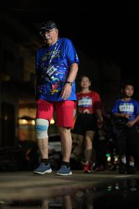 BIB: 4881, 3030, 3912
                            <button type="button" onclick="openModal(26247717)" class="btn btn-primary btn-sm float-right btn-popup" data-toggle="modal" data-target=".modal-high-quality">
                        <i class="fas fa-shopping-cart"></i> Add to Cart
                    </button>
                                            <button type="button" onclick="isThisMe(26247717, true)" class="btn btn-success btn-sm float-right btn-popup btn-isme hidden" data-toggle="tooltip" data-placement="bottom" title="นี่คือรูปของคุณใช่ไหม คลิกที่นี่เพื่อเอาเข้าอัลบั้ม">
                        <i class="fas fa-plus"></i> Add to album
                    </button>
                    <button type="button" onclick="isThisMe(26247717, false)" class="btn btn-warning btn-sm float-right btn-popup btn-isnotme hidden">
                        <i class="fas fa-ban"></i> Remove from album
                    </button>