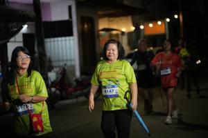 BIB: 4147, 3976
                            <button type="button" onclick="openModal(26234253)" class="btn btn-primary btn-sm float-right btn-popup" data-toggle="modal" data-target=".modal-high-quality">
                        <i class="fas fa-shopping-cart"></i> Add to Cart
                    </button>
                                            <button type="button" onclick="isThisMe(26234253, true)" class="btn btn-success btn-sm float-right btn-popup btn-isme hidden" data-toggle="tooltip" data-placement="bottom" title="นี่คือรูปของคุณใช่ไหม คลิกที่นี่เพื่อเอาเข้าอัลบั้ม">
                        <i class="fas fa-plus"></i> Add to album
                    </button>
                    <button type="button" onclick="isThisMe(26234253, false)" class="btn btn-warning btn-sm float-right btn-popup btn-isnotme hidden">
                        <i class="fas fa-ban"></i> Remove from album
                    </button>