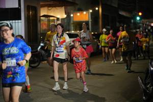 BIB: 372, 3503
                            <button type="button" onclick="openModal(26236421)" class="btn btn-primary btn-sm float-right btn-popup" data-toggle="modal" data-target=".modal-high-quality">
                        <i class="fas fa-shopping-cart"></i> Add to Cart
                    </button>
                                            <button type="button" onclick="isThisMe(26236421, true)" class="btn btn-success btn-sm float-right btn-popup btn-isme hidden" data-toggle="tooltip" data-placement="bottom" title="นี่คือรูปของคุณใช่ไหม คลิกที่นี่เพื่อเอาเข้าอัลบั้ม">
                        <i class="fas fa-plus"></i> Add to album
                    </button>
                    <button type="button" onclick="isThisMe(26236421, false)" class="btn btn-warning btn-sm float-right btn-popup btn-isnotme hidden">
                        <i class="fas fa-ban"></i> Remove from album
                    </button>