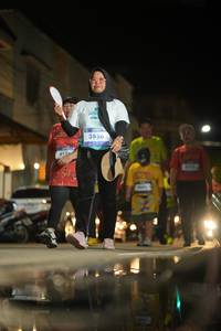 BIB: 419, 3856
                            <button type="button" onclick="openModal(26248025)" class="btn btn-primary btn-sm float-right btn-popup" data-toggle="modal" data-target=".modal-high-quality">
                        <i class="fas fa-shopping-cart"></i> Add to Cart
                    </button>
                                            <button type="button" onclick="isThisMe(26248025, true)" class="btn btn-success btn-sm float-right btn-popup btn-isme hidden" data-toggle="tooltip" data-placement="bottom" title="นี่คือรูปของคุณใช่ไหม คลิกที่นี่เพื่อเอาเข้าอัลบั้ม">
                        <i class="fas fa-plus"></i> Add to album
                    </button>
                    <button type="button" onclick="isThisMe(26248025, false)" class="btn btn-warning btn-sm float-right btn-popup btn-isnotme hidden">
                        <i class="fas fa-ban"></i> Remove from album
                    </button>