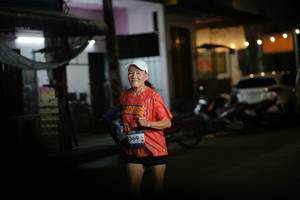 BIB: 369
                            <button type="button" onclick="openModal(26233768)" class="btn btn-primary btn-sm float-right btn-popup" data-toggle="modal" data-target=".modal-high-quality">
                        <i class="fas fa-shopping-cart"></i> Add to Cart
                    </button>
                                            <button type="button" onclick="isThisMe(26233768, true)" class="btn btn-success btn-sm float-right btn-popup btn-isme hidden" data-toggle="tooltip" data-placement="bottom" title="นี่คือรูปของคุณใช่ไหม คลิกที่นี่เพื่อเอาเข้าอัลบั้ม">
                        <i class="fas fa-plus"></i> Add to album
                    </button>
                    <button type="button" onclick="isThisMe(26233768, false)" class="btn btn-warning btn-sm float-right btn-popup btn-isnotme hidden">
                        <i class="fas fa-ban"></i> Remove from album
                    </button>