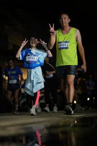 BIB: 4400, 3743, 4265
                            <button type="button" onclick="openModal(26245098)" class="btn btn-primary btn-sm float-right btn-popup" data-toggle="modal" data-target=".modal-high-quality">
                        <i class="fas fa-shopping-cart"></i> Add to Cart
                    </button>
                                            <button type="button" onclick="isThisMe(26245098, true)" class="btn btn-success btn-sm float-right btn-popup btn-isme hidden" data-toggle="tooltip" data-placement="bottom" title="นี่คือรูปของคุณใช่ไหม คลิกที่นี่เพื่อเอาเข้าอัลบั้ม">
                        <i class="fas fa-plus"></i> Add to album
                    </button>
                    <button type="button" onclick="isThisMe(26245098, false)" class="btn btn-warning btn-sm float-right btn-popup btn-isnotme hidden">
                        <i class="fas fa-ban"></i> Remove from album
                    </button>