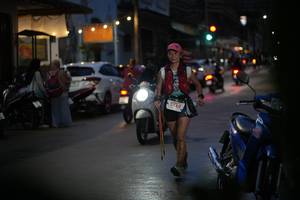 BIB: 5169
                            <button type="button" onclick="openModal(26251193)" class="btn btn-primary btn-sm float-right btn-popup" data-toggle="modal" data-target=".modal-high-quality">
                        <i class="fas fa-shopping-cart"></i> Add to Cart
                    </button>
                                            <button type="button" onclick="isThisMe(26251193, true)" class="btn btn-success btn-sm float-right btn-popup btn-isme hidden" data-toggle="tooltip" data-placement="bottom" title="นี่คือรูปของคุณใช่ไหม คลิกที่นี่เพื่อเอาเข้าอัลบั้ม">
                        <i class="fas fa-plus"></i> Add to album
                    </button>
                    <button type="button" onclick="isThisMe(26251193, false)" class="btn btn-warning btn-sm float-right btn-popup btn-isnotme hidden">
                        <i class="fas fa-ban"></i> Remove from album
                    </button>